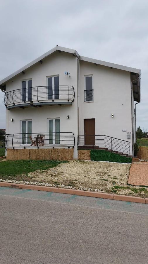 Laghetto Golf Miglianico Apartments - Chambres d’hôtes Miglianico