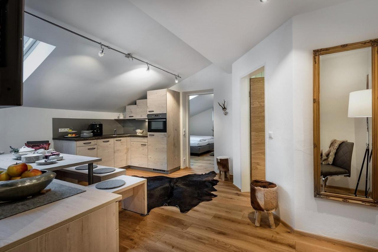 Four-Bedroom Apartment with Balcony