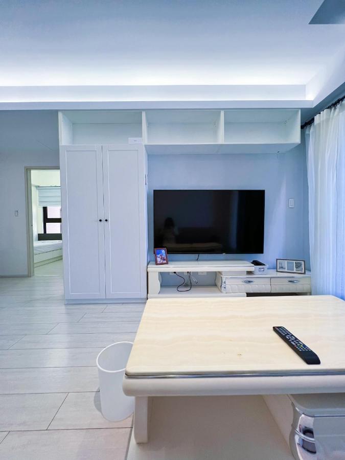 Three-Bedroom Apartment with Balcony