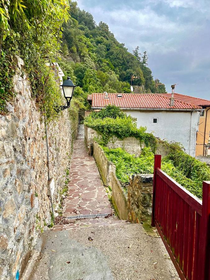 Mendi Etxea Suite-Mar y Montaña - Ferienwohnung Elantxobe