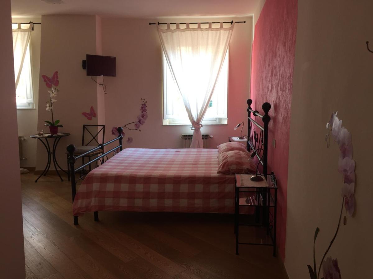 Quadruple Room with Private Bathroom