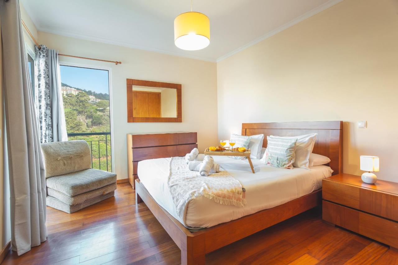 Apartamento con balcón