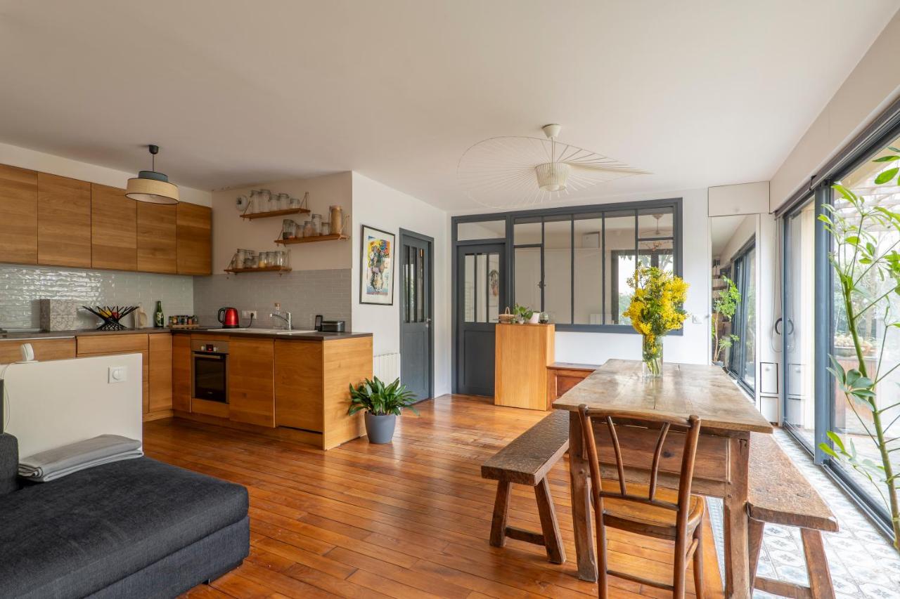 Veeve - Wooden Warmth - Bed and Breakfast