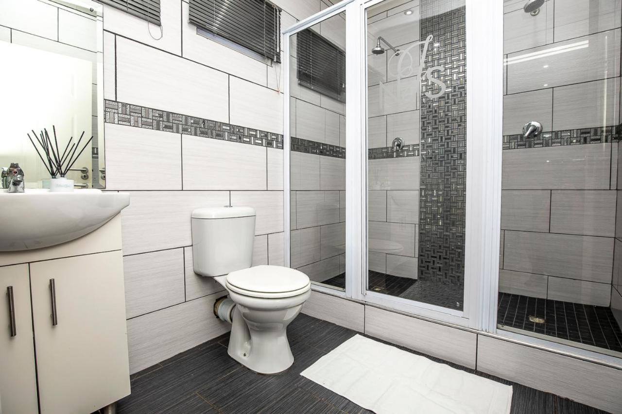 ISIQALO Luxury Apartments - Chambres d’hôtes Richards Bay