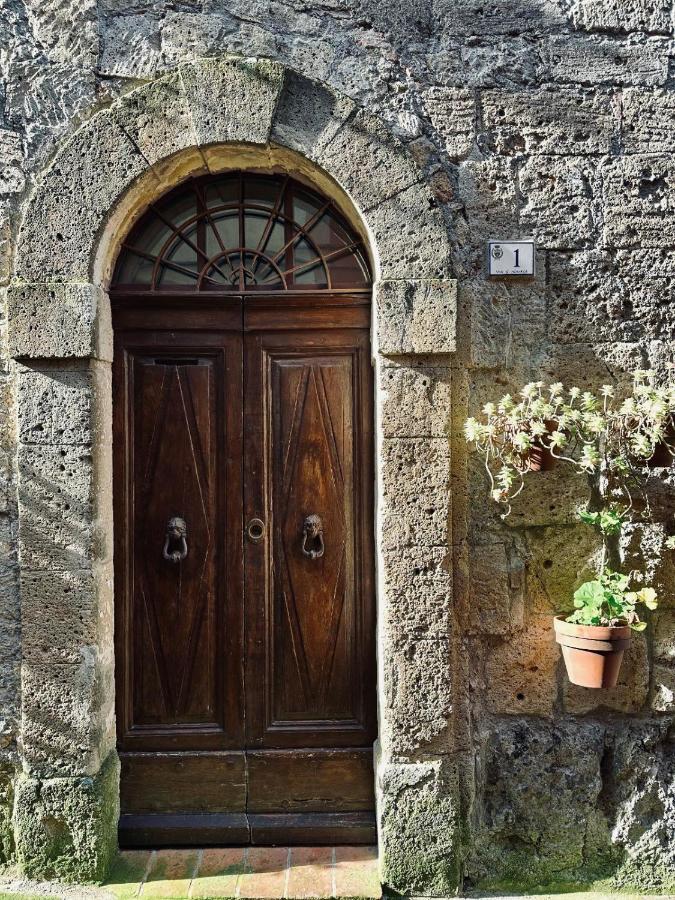 Santa Monaca Medieval Guesthouse - B&B Sorano