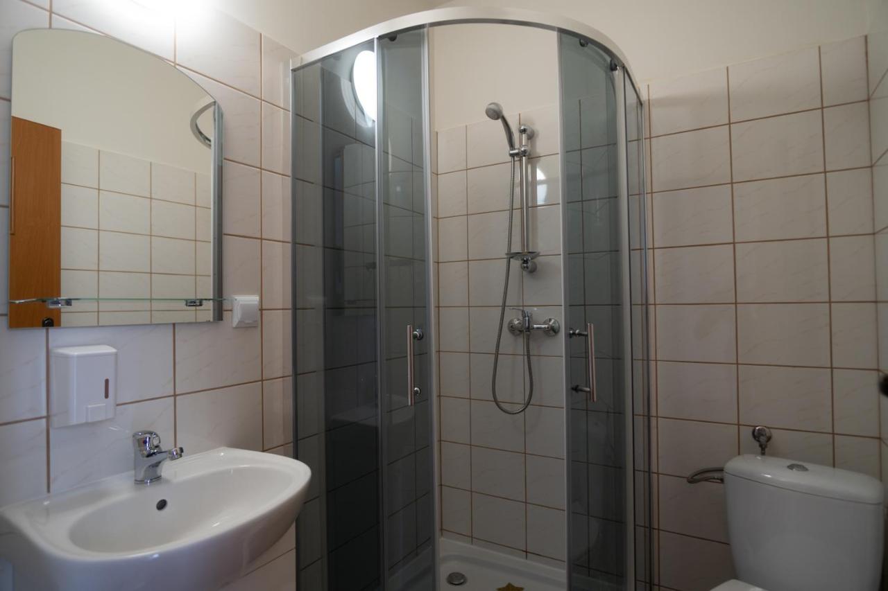 Chambre Simple avec Salle de Bains 
