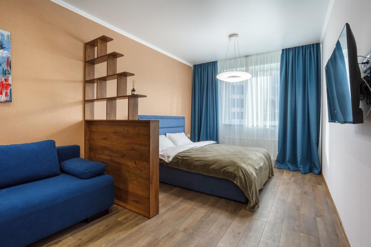 One-Bedroom Apartment with Balcony