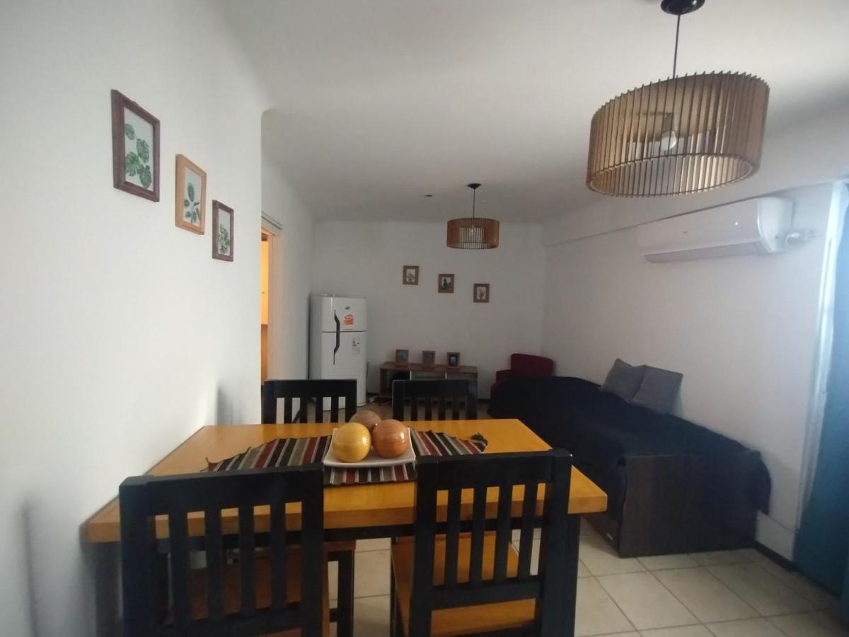Altos Mendoza Calle Necochea - B&B Mendoza