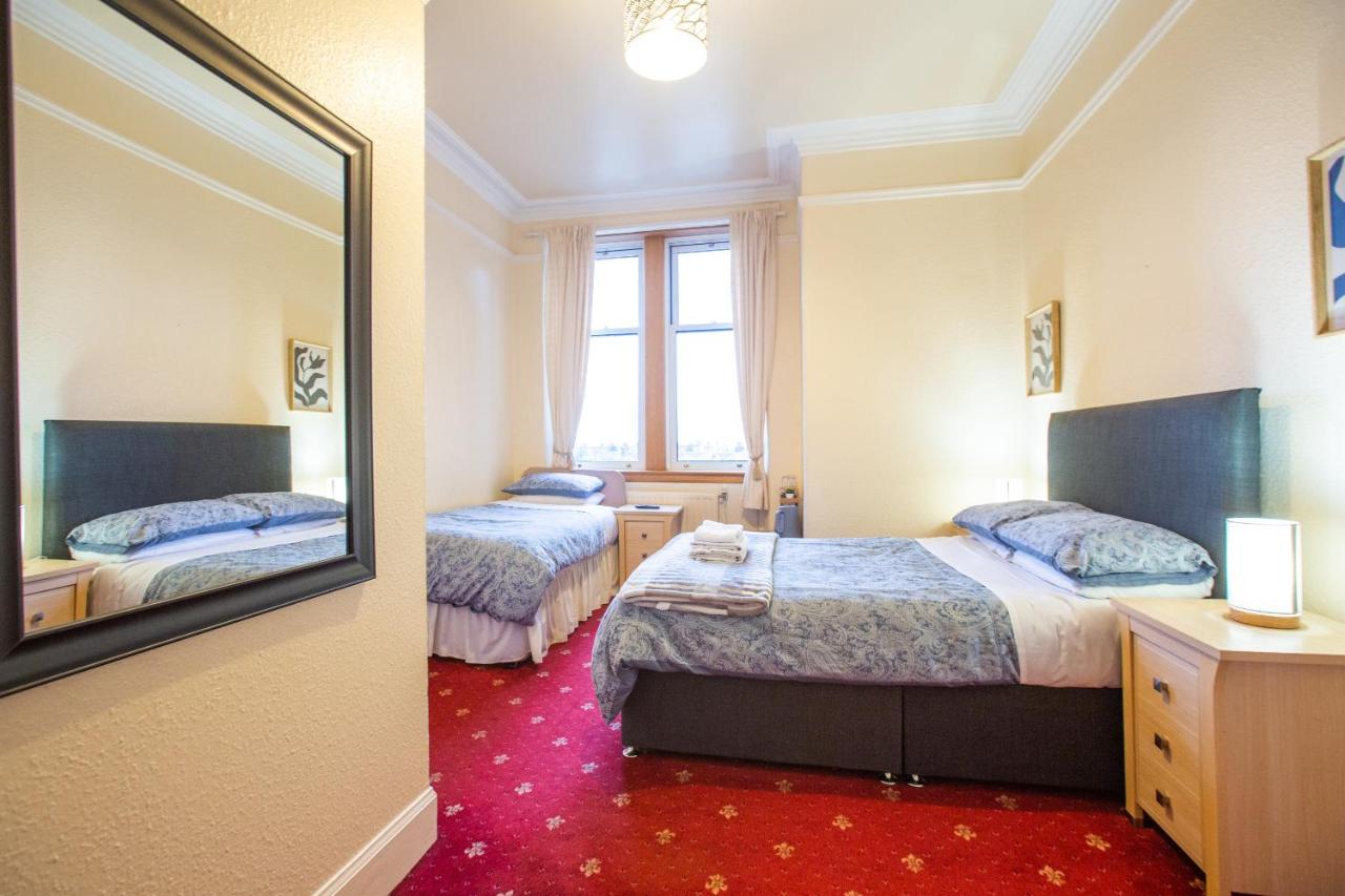 Triple Room with Shower