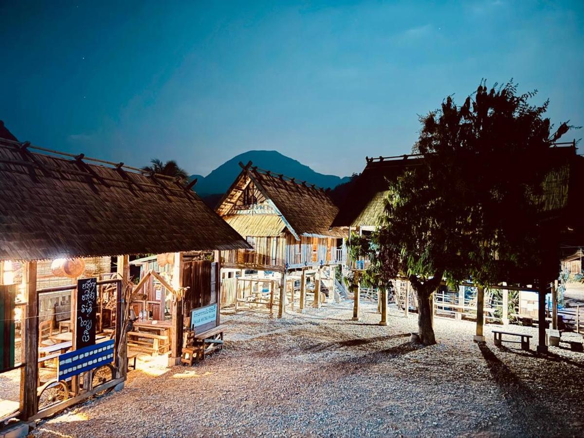 Ban Anoulak - Cultural Preservation Village - Chambres d’hôtes Ban Nambak
