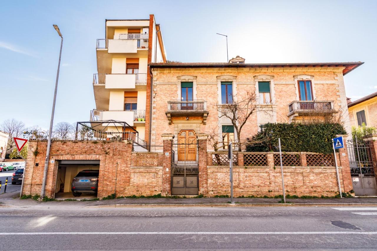 Casa Calise Elegant 1920s Villa with Garage - B&B
