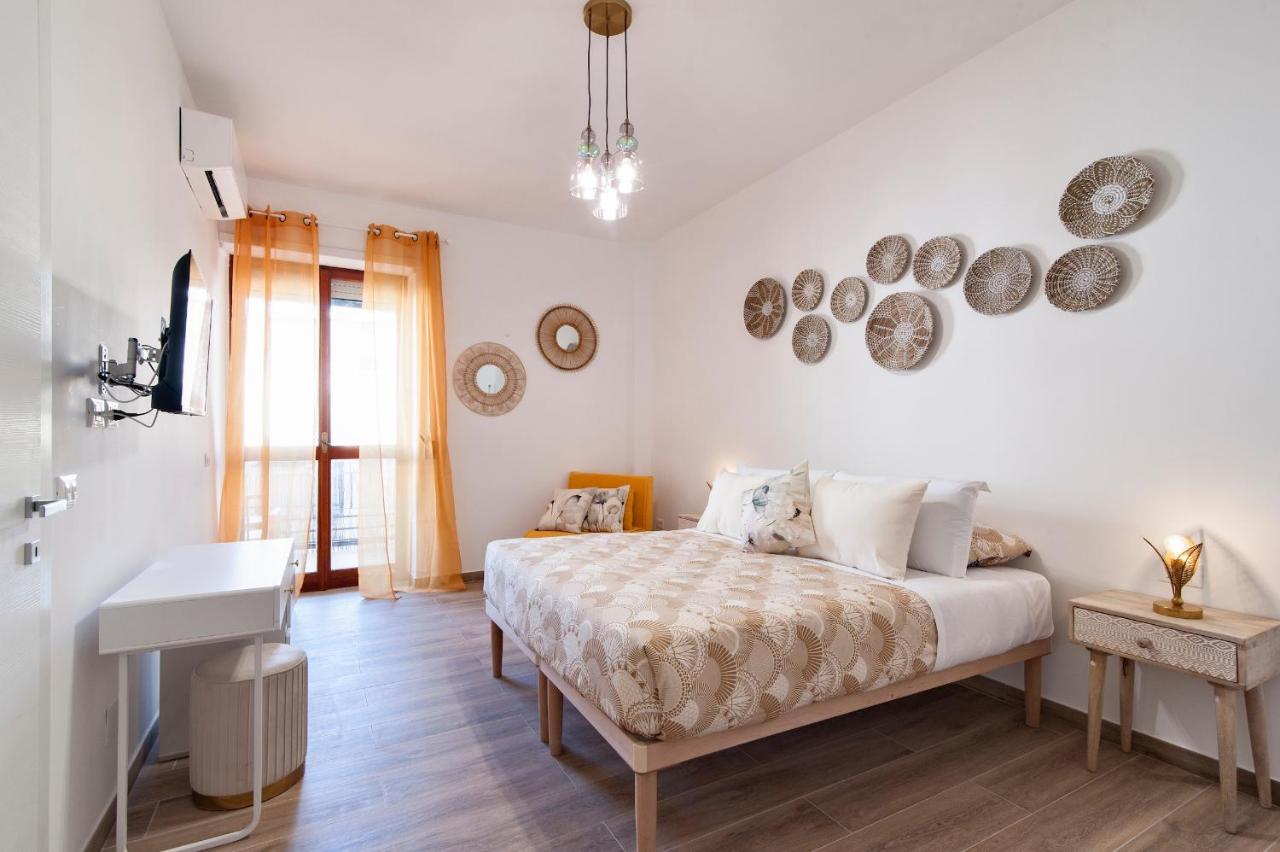 Dreibettzimmer mit Balkon