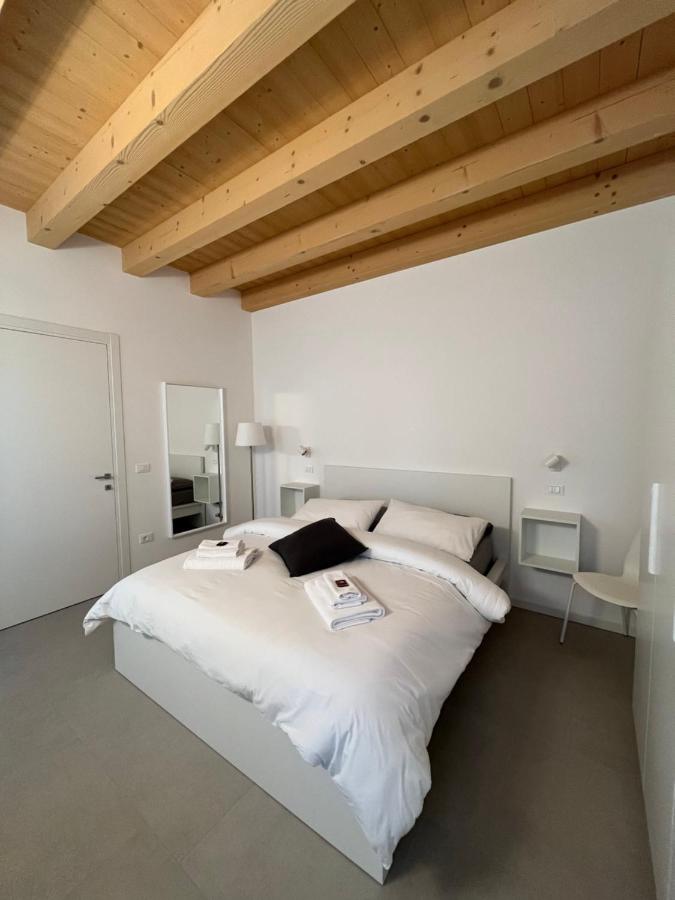 One-Bedroom Apartment with City View