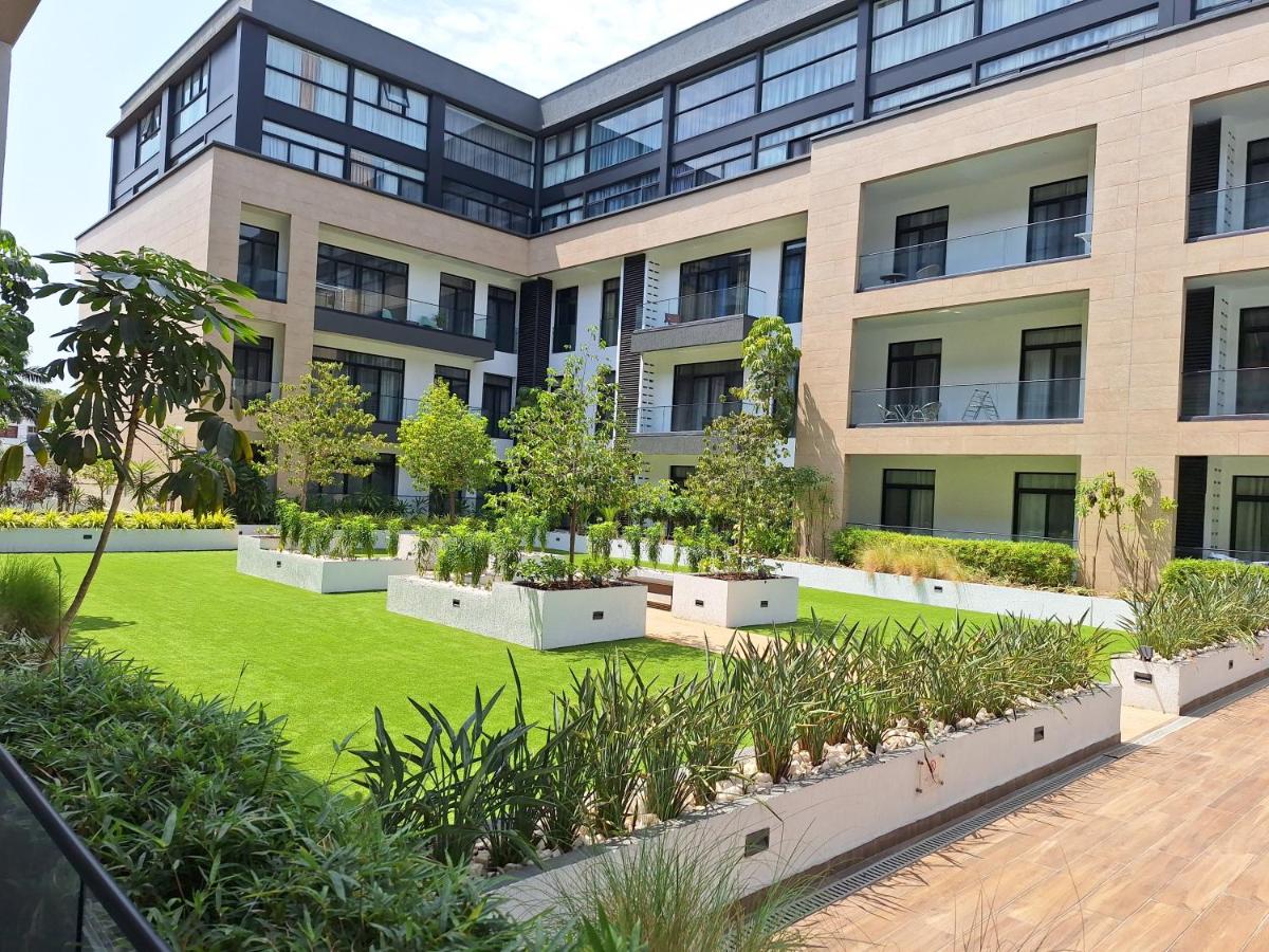 Embassy Gardens - B&B Accra