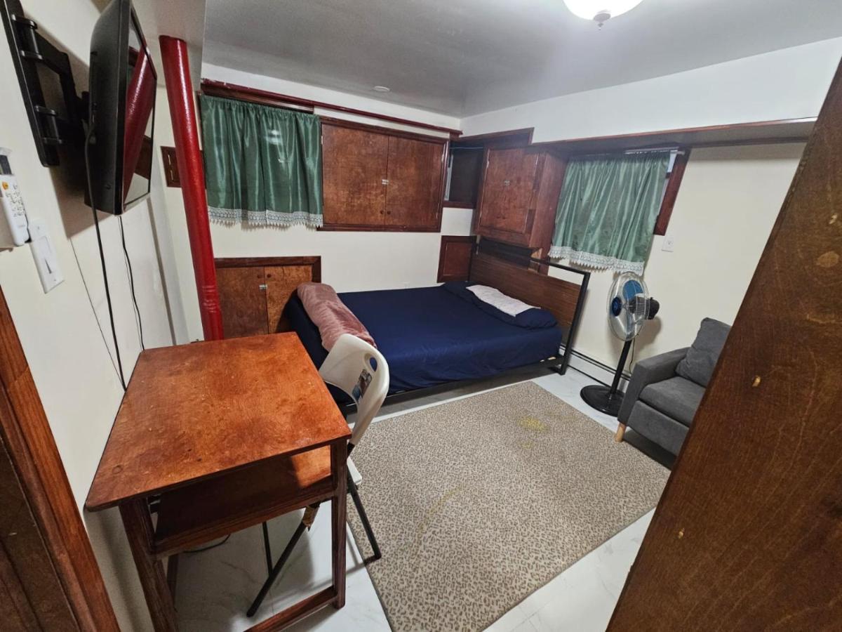Mukbul & Nesa LLC - Bed and Breakfast