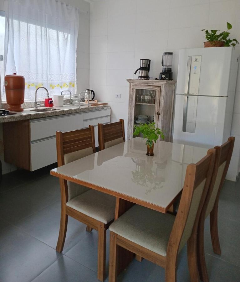 Apto Rio Tavares, 02 dormitórios - B&B Florianópolis