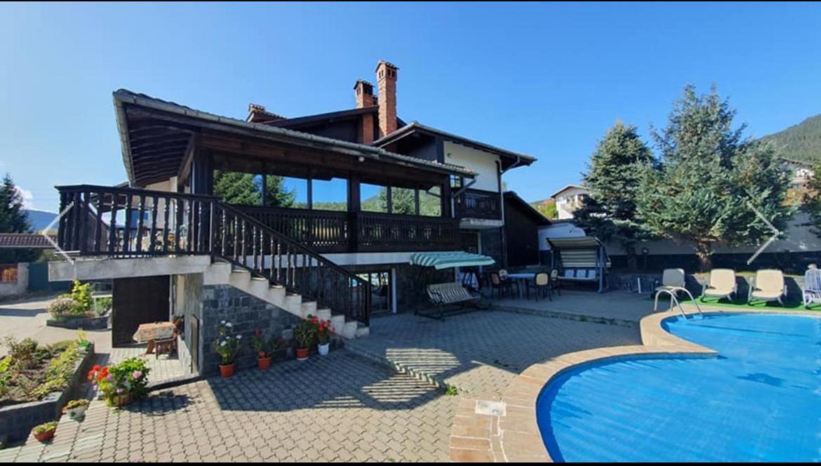 Вила СевРич - Bed and Breakfast Sarnitsa