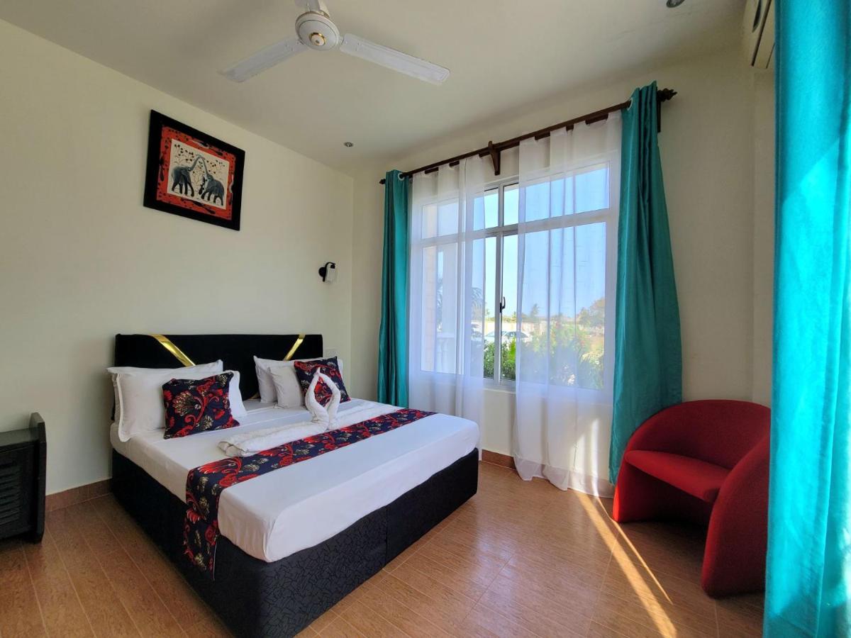 Galu Suites Diani Beach - B&B