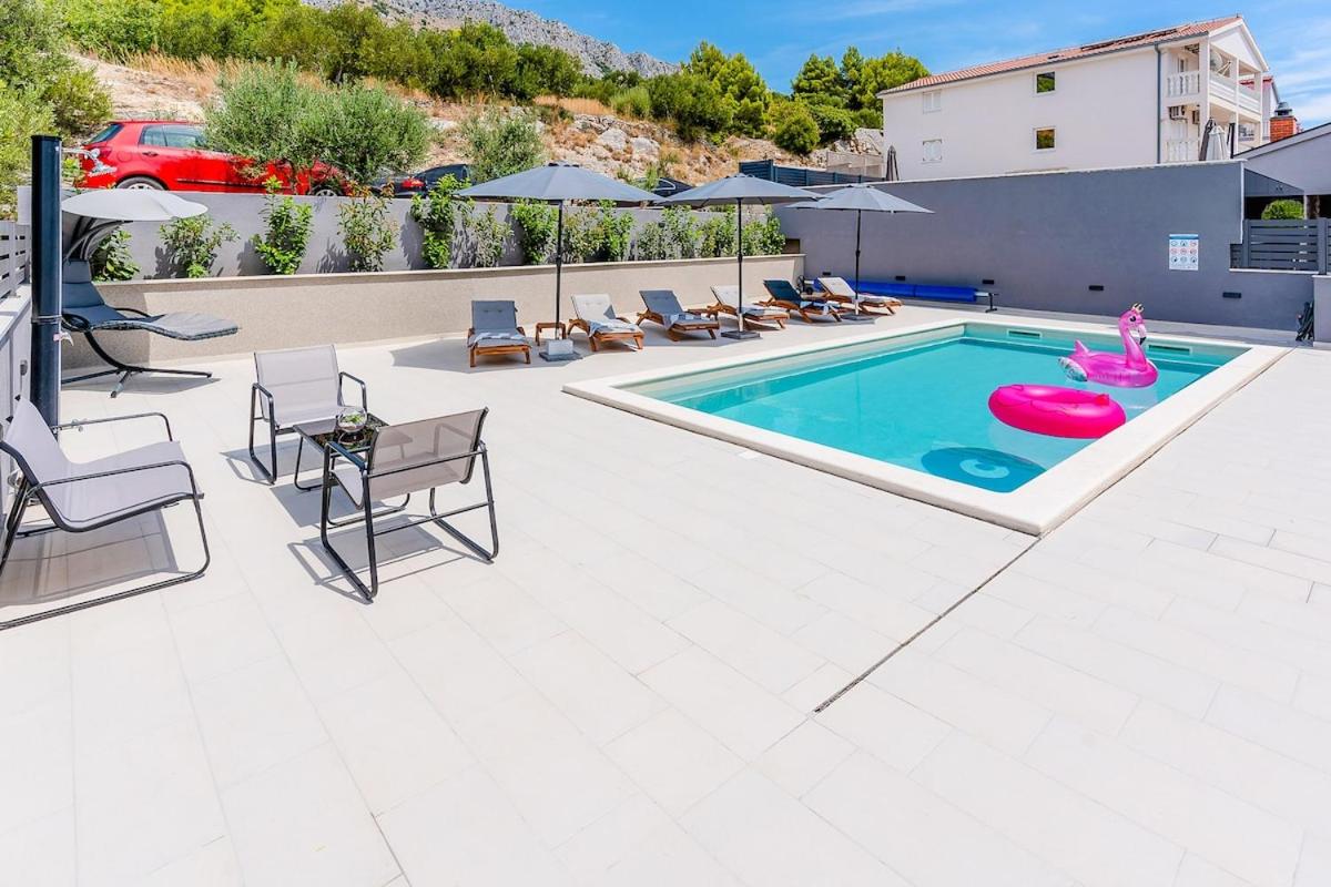 Luxury Apartment Lorena - Exclusive Private Heated Pool - Chambres d'hôtes Dugi Rat