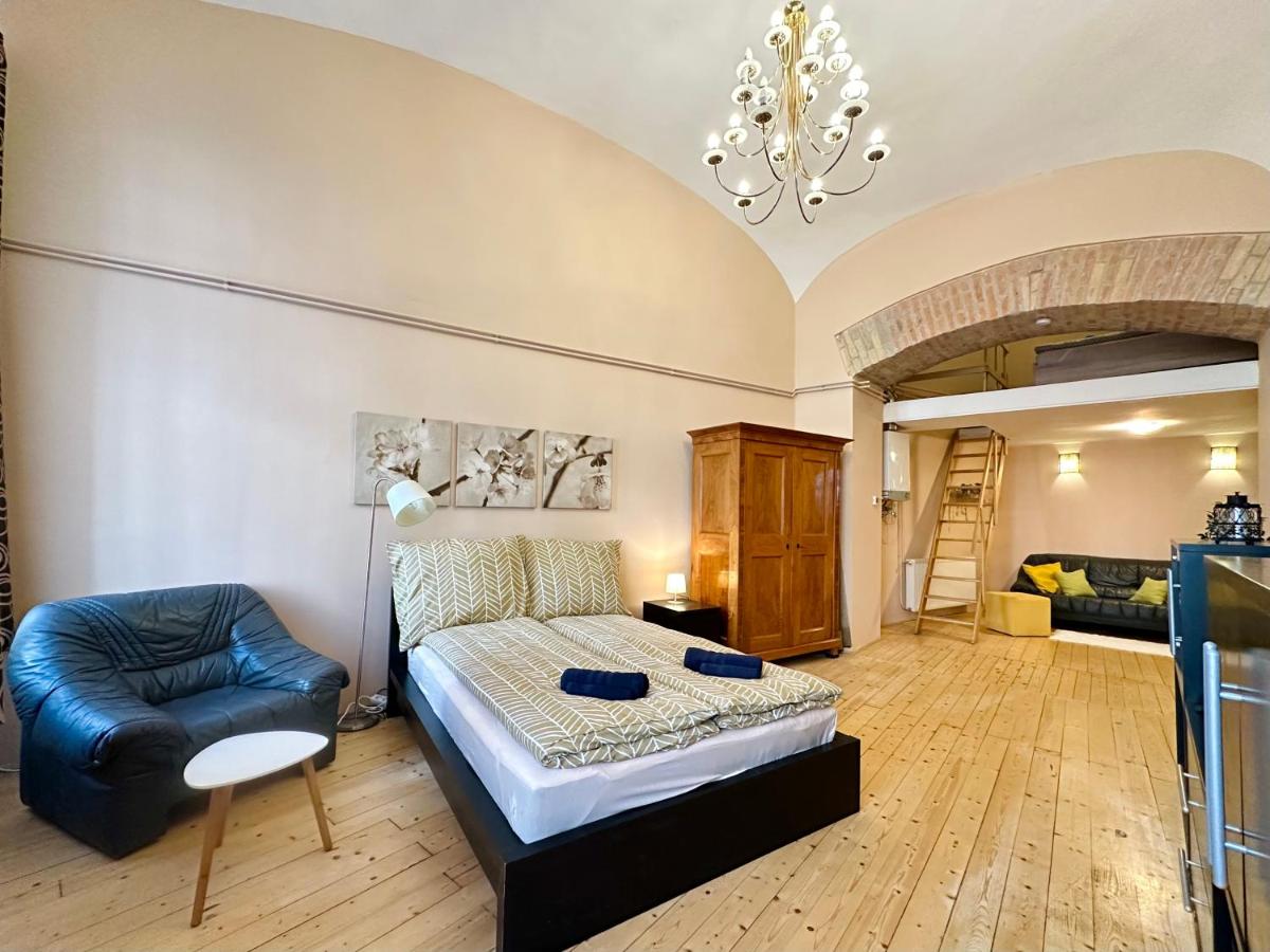 Pura Vida Apartment - FREE PARKING - B&B Budapest