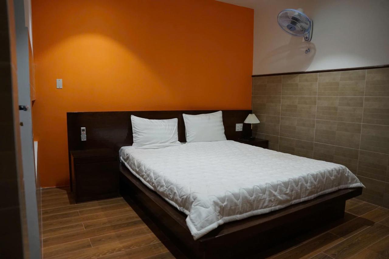 YoU Homestay - Phù Hợp Gia Đình Từ 6-8 Người - Cách Bãi Sau 200m - 3 Phút Đi Bộ Ra Biển - B&B