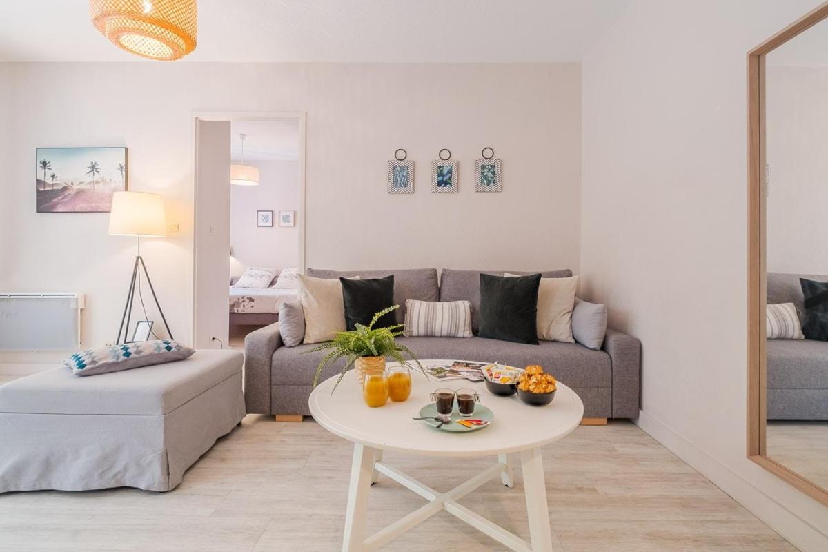 Les Capitouls - avec entrée autonome, jardin, parking privé & sa piscine ! - - Ferienwohnung