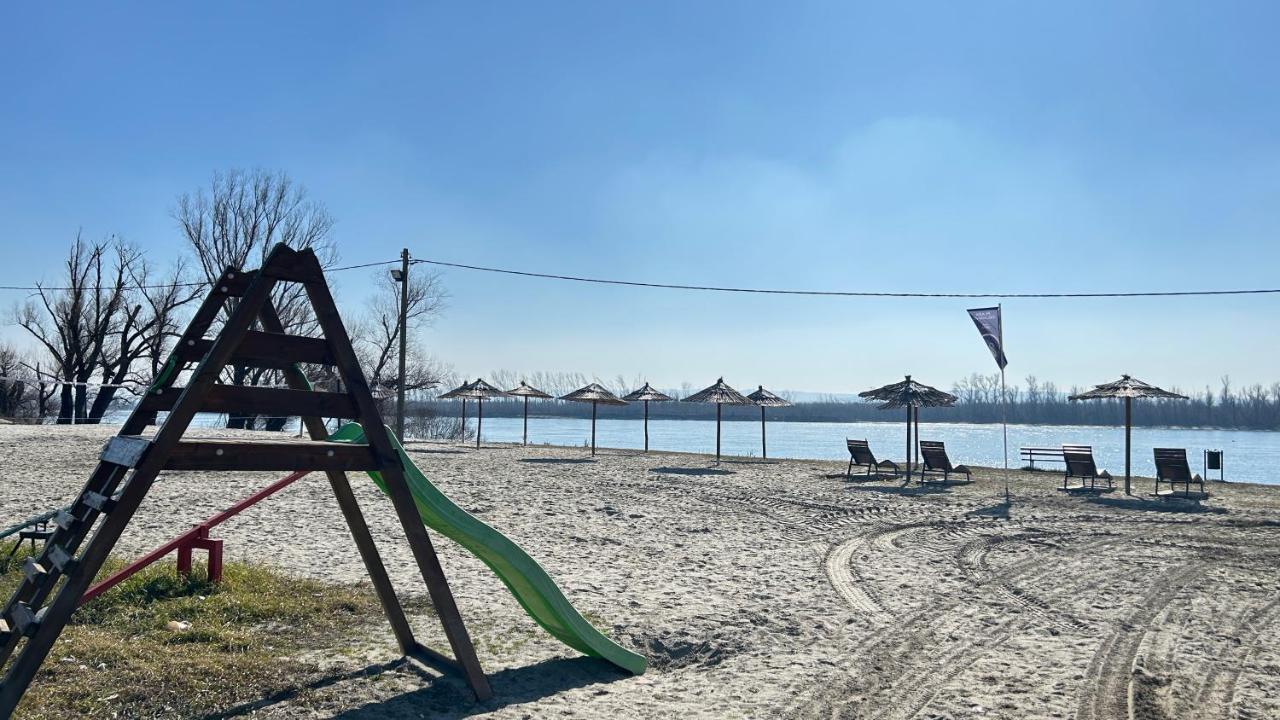 Emily's house - Chambres d’hôtes Čelarevo