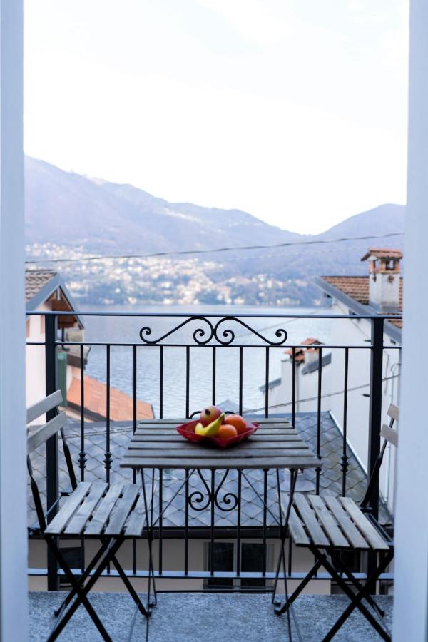 Color House Vista Lago - B&B