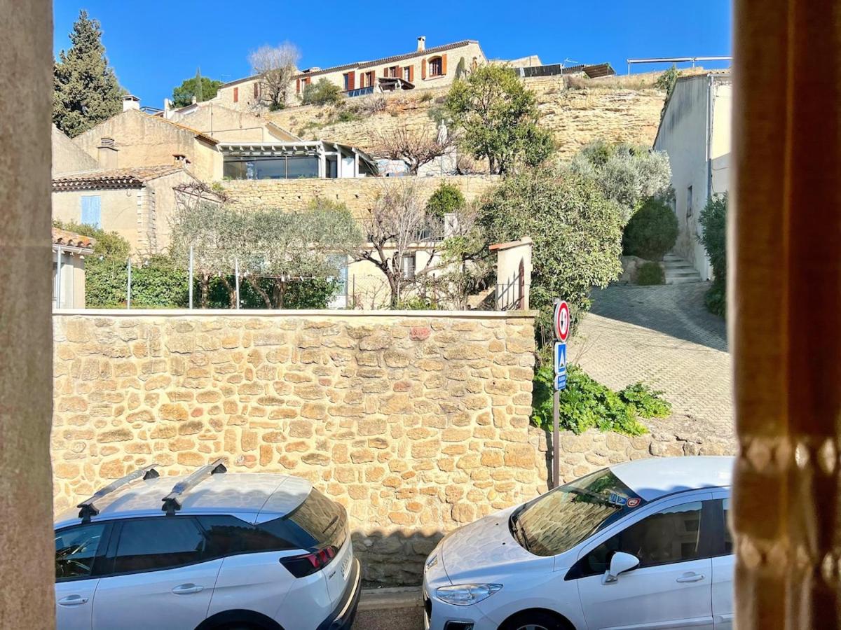 Lou Miradou 2 - Vieux village médiéval, Cosy, Clim, 2 personnes - Chambres d'hôtes Miramas