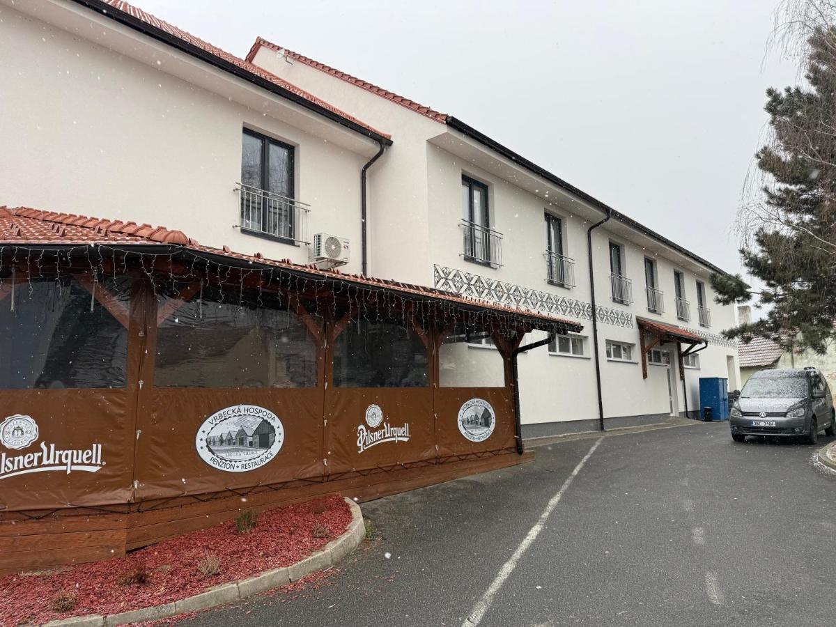 Vrbecká restaurace- penzion 1 - B&B Hrubá Vrbka