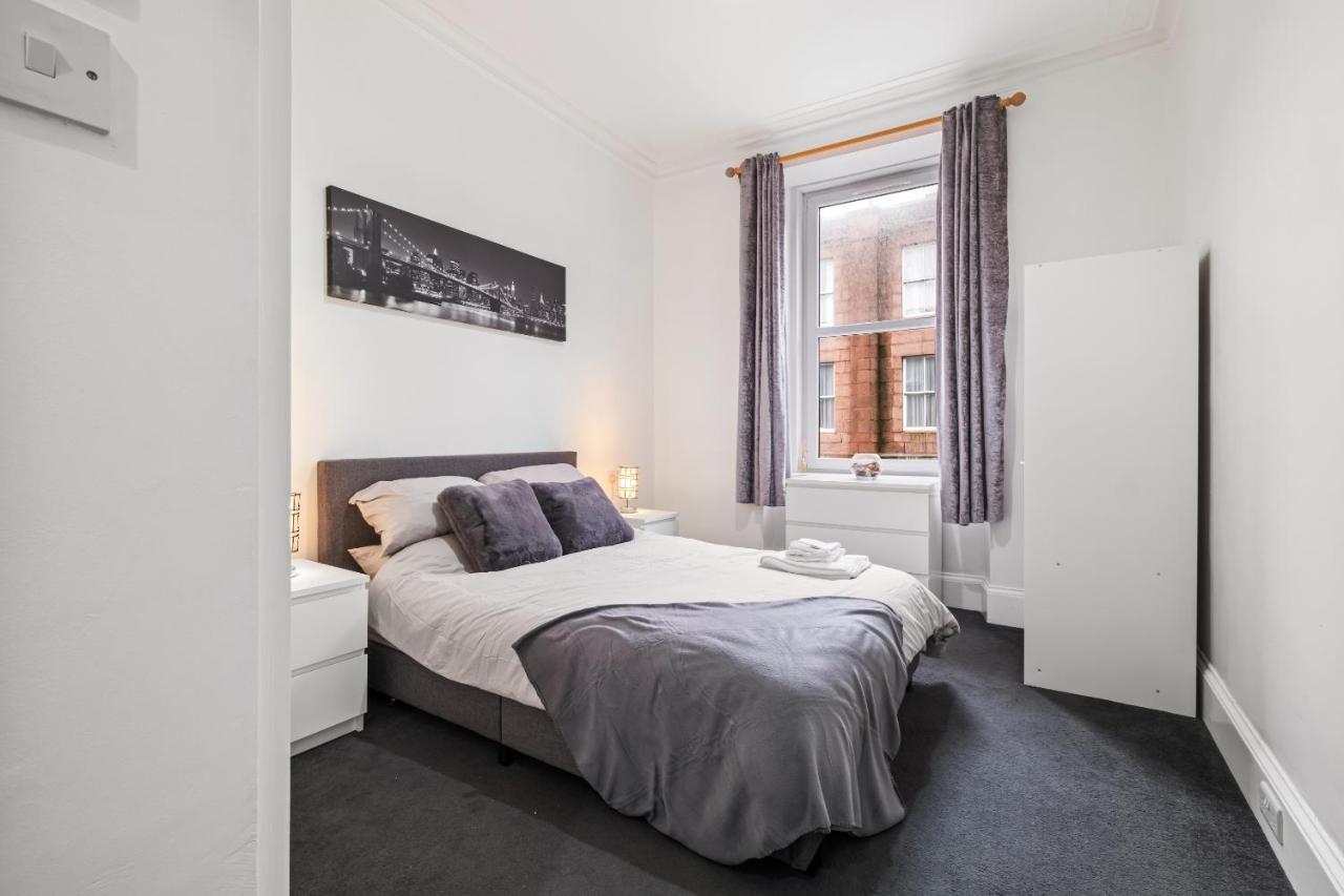 Peterhead Pad - SJA Stays - Modern 2 Bed Apartment - Ferienwohnung
