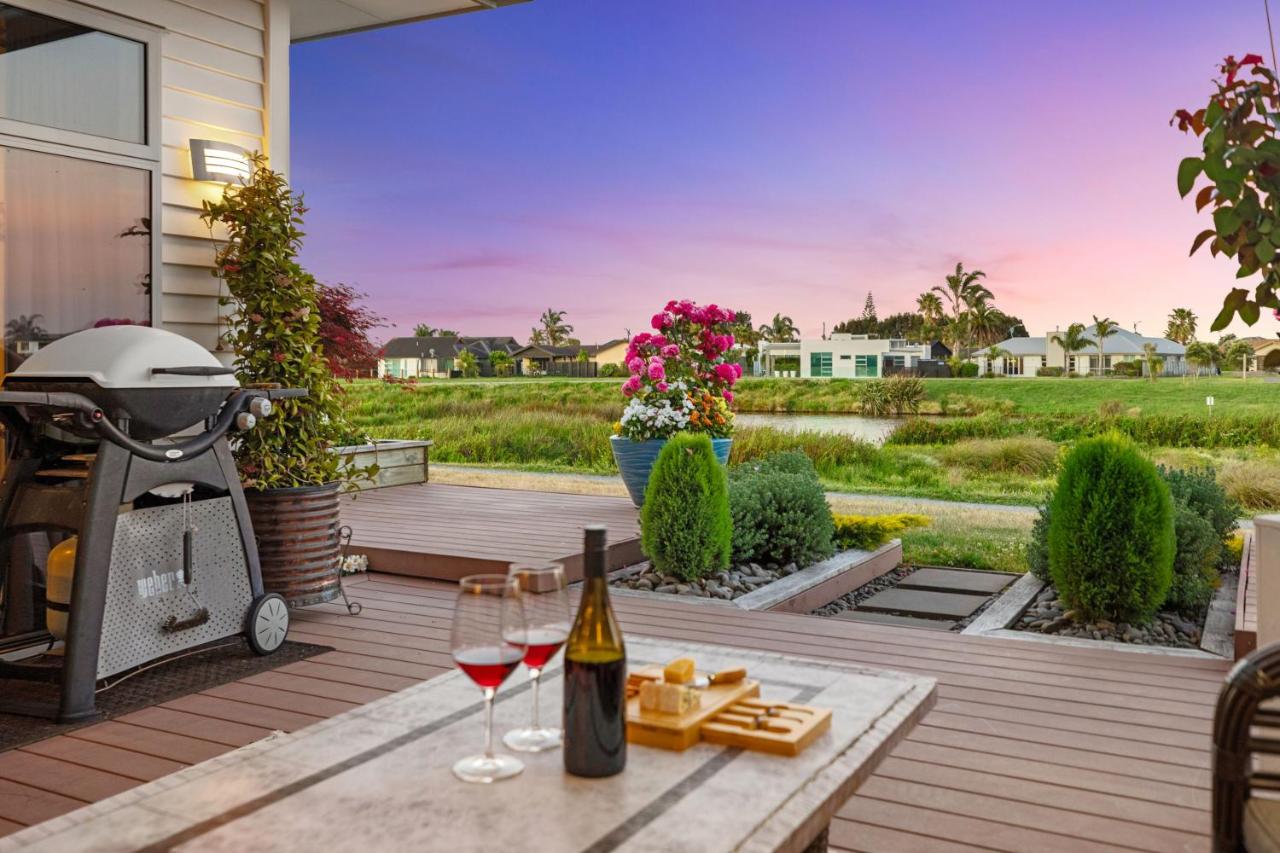 Serene Retreat - Papamoa Beach Holiday Home - Chambres d’hôtes