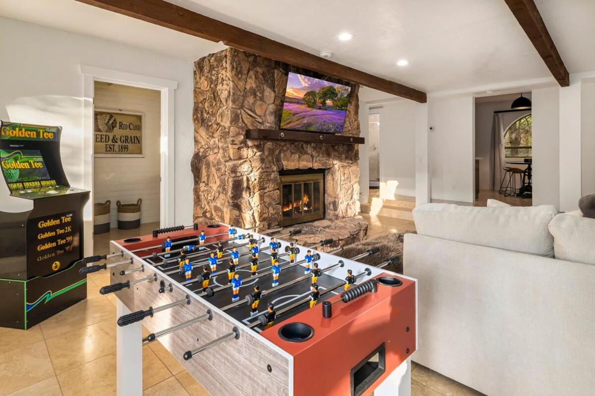 Serenity Retreat Sedona with Hot Tub Games & Firepit - B&B Sedona