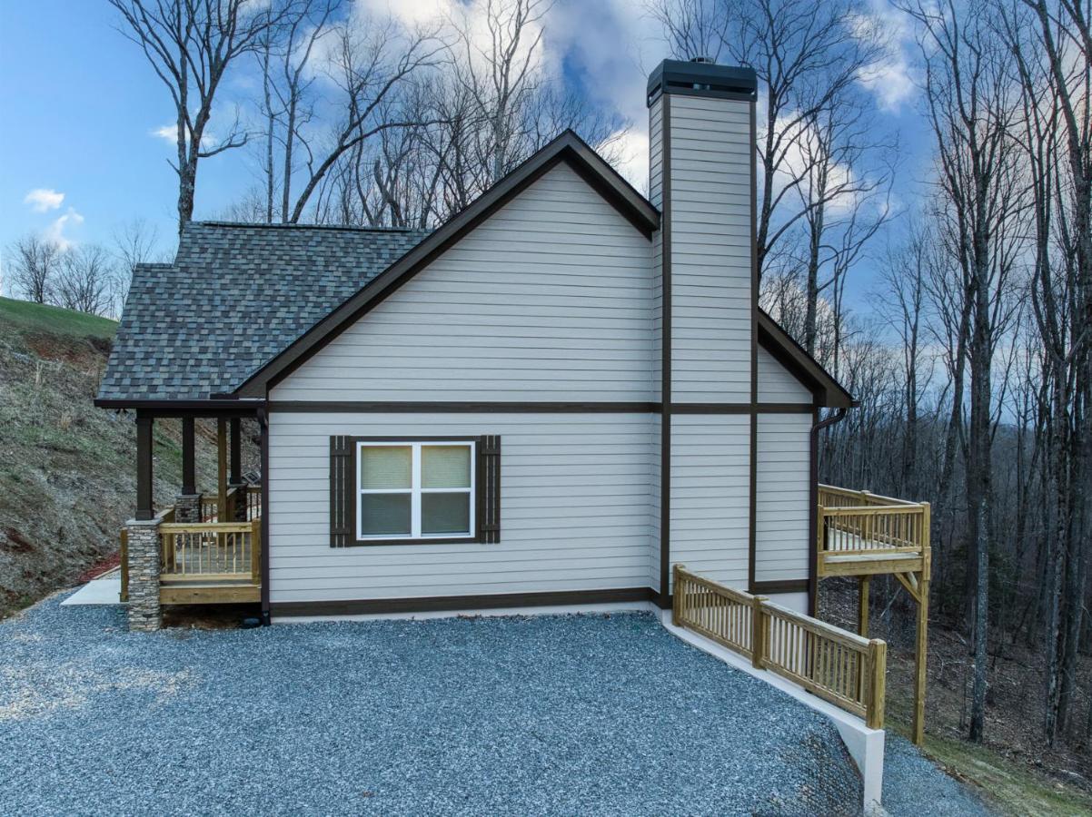 Vineyard Mountaintop Cottage - B&B