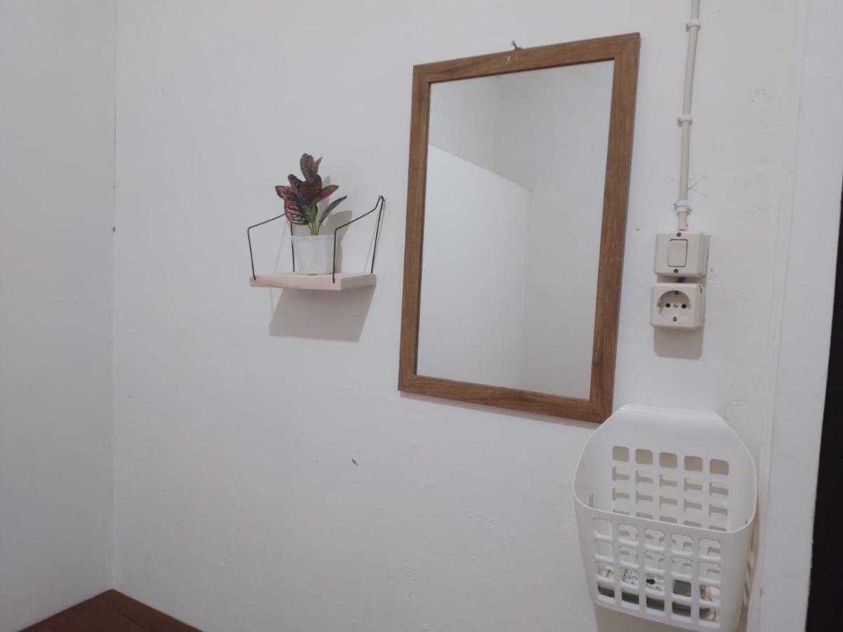 Budget Single Room