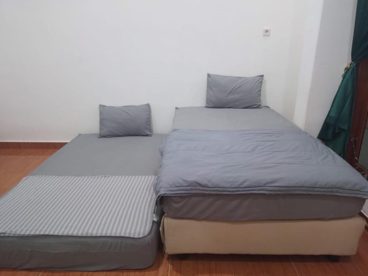 Deluxe Room (1 adult + 1 child)