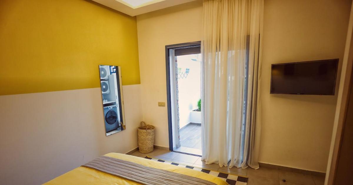 Apartamento con balcón