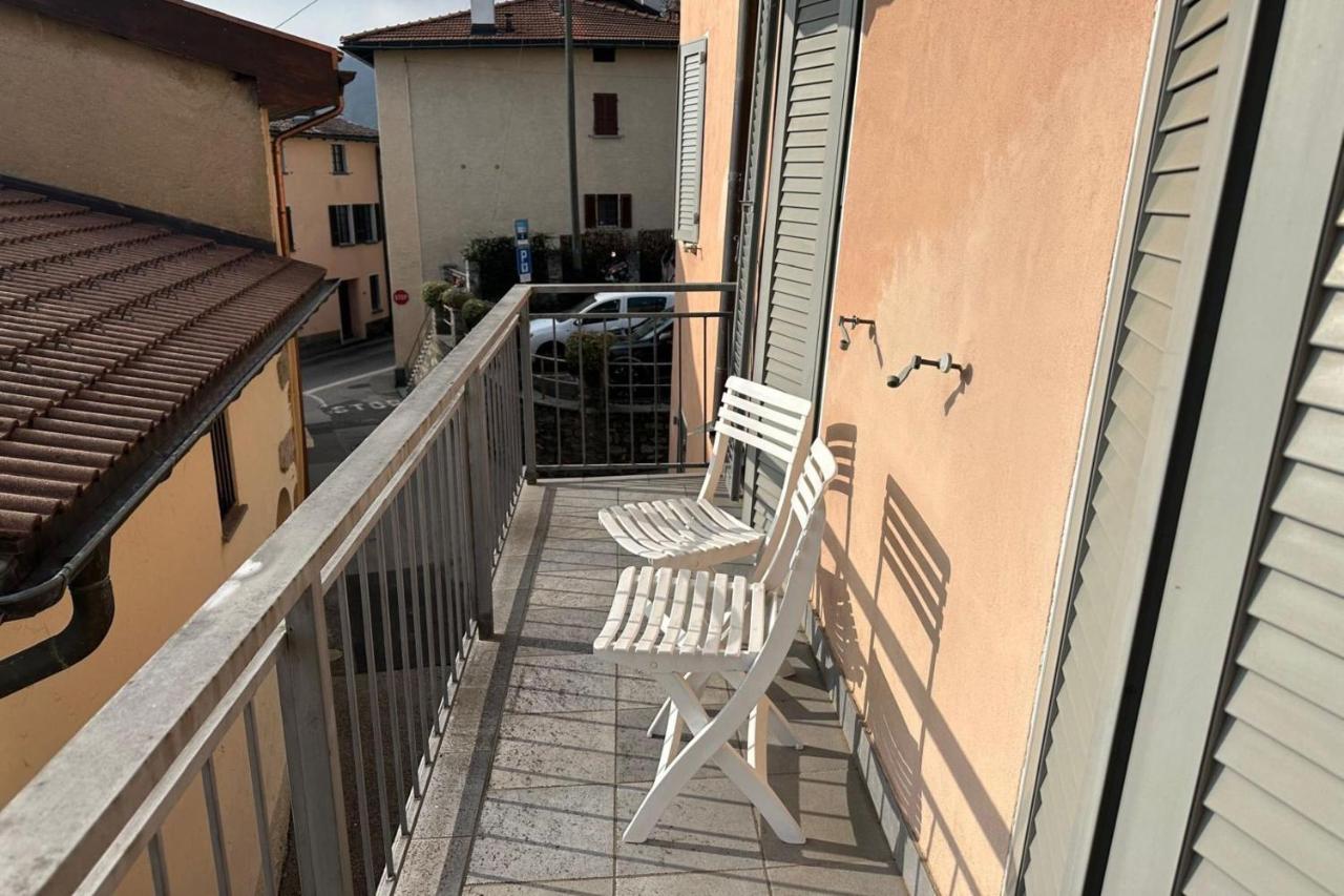 Lugano Bay View - B&B Cademario