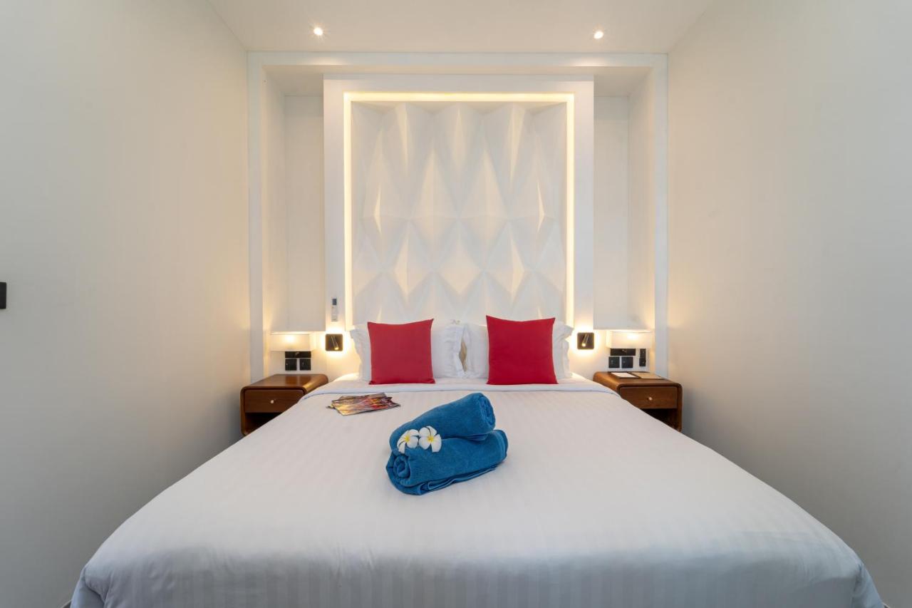 Two-Bedroom Beachfront Pool Villa