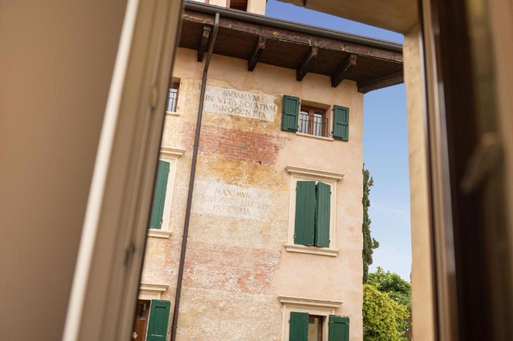 ApartmentsArena - Zini Studios - Chambres d’hôtes