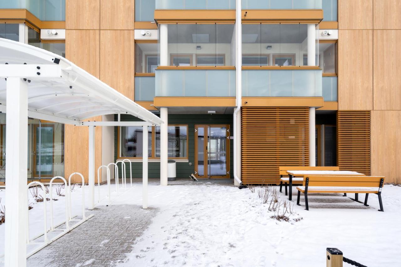 Hiisi Homes Kirkkonummi Masala Salmipolku - Chambres d’hôtes