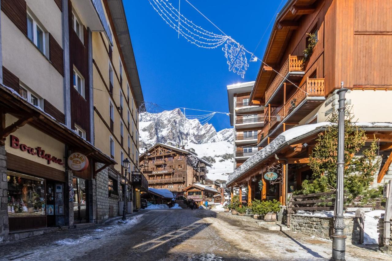 HelloCHALET - Matterhorn Alpine Lodge in the heart of Cervinia - Chambres d’hôtes Breuil
