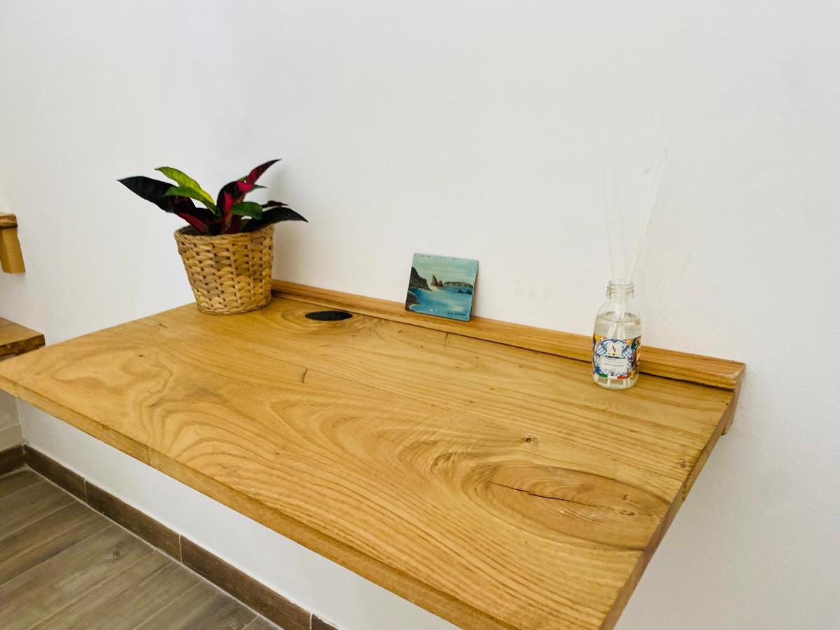 Wooden Wave Boutique stay - B&B Aci Castello
