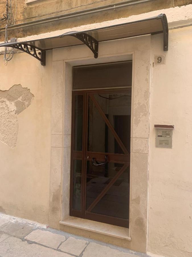 Mola’s Square House - Bed and Breakfast
