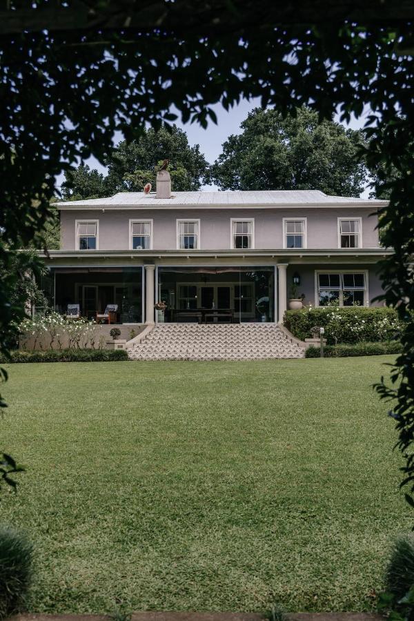 The Manor House Collective - Bed and Breakfast