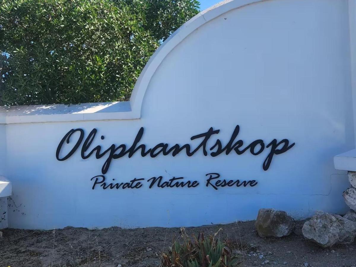 Black Eagle's Rest #Unit 1-8 - B&B Langebaan