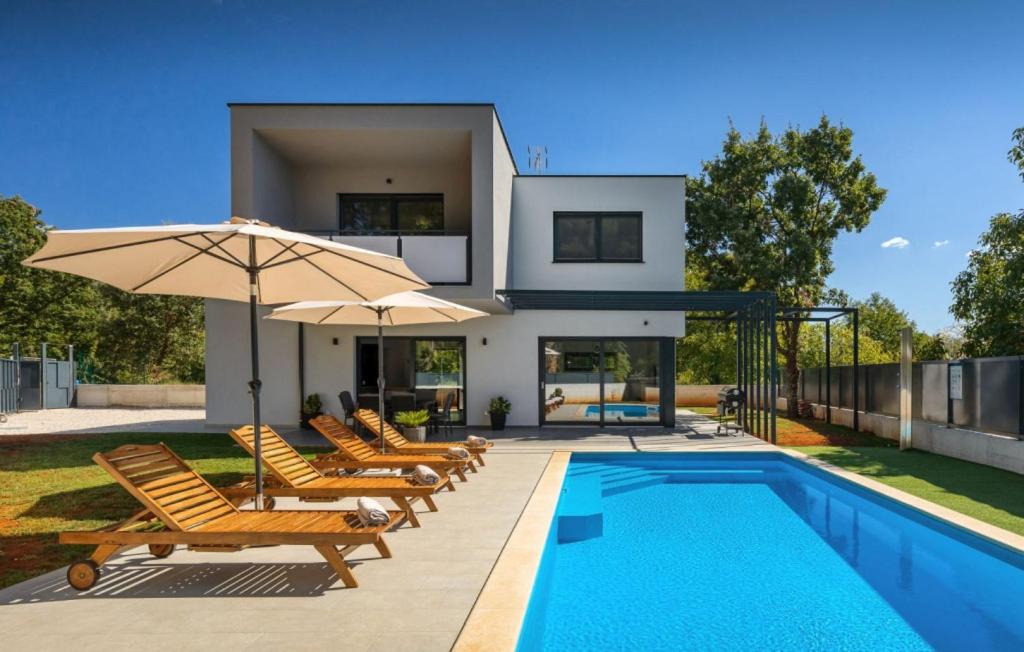 Modern villa Eva with pool and 2 bedrooms in Tar - Chambres d’hôtes Tar
