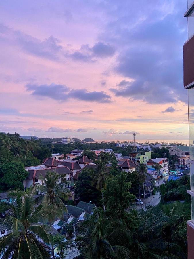 Sea view studio Chic Condo Karon - B&B