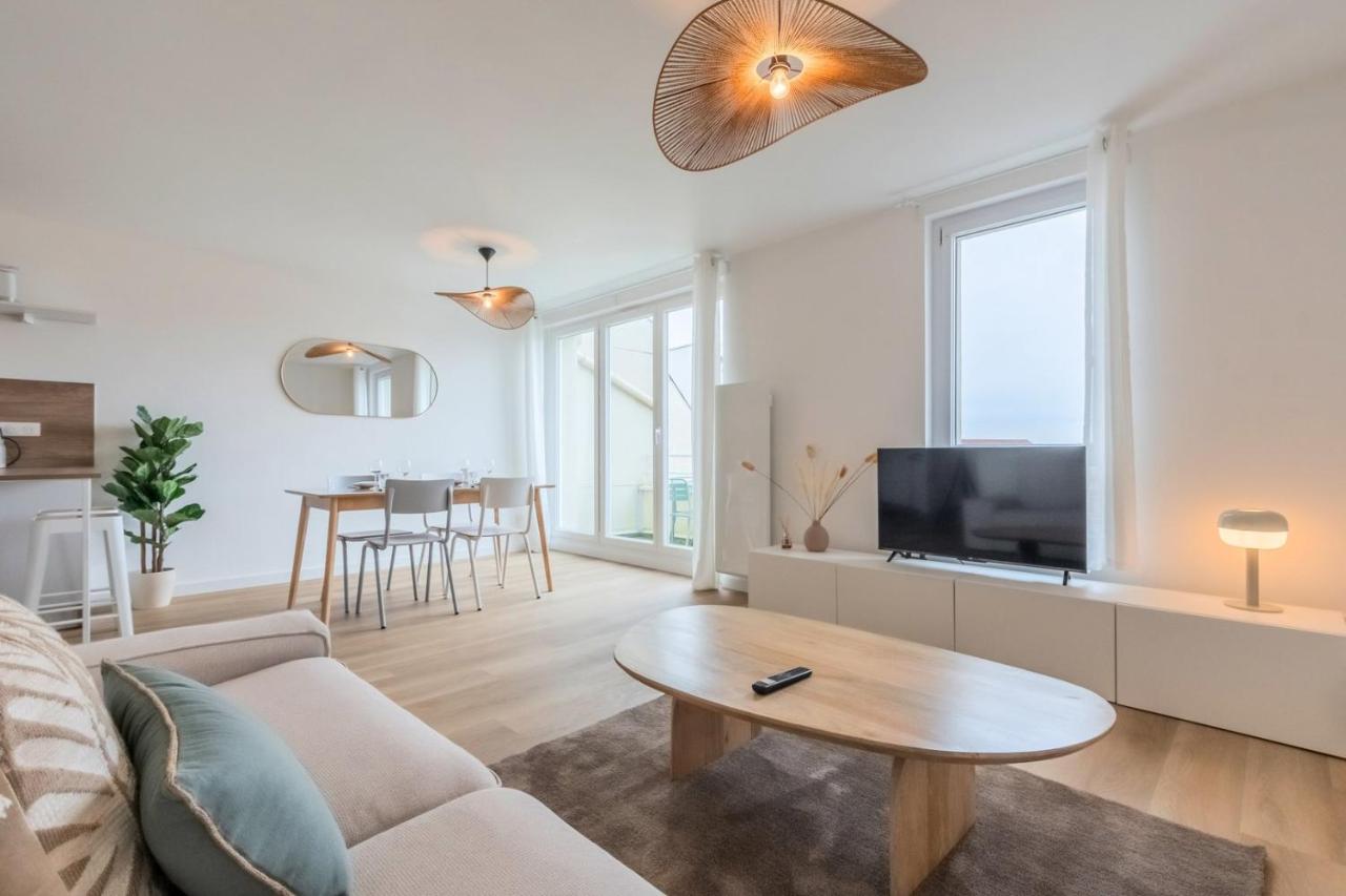 Appartement 2 chambres avec parking et balcon - Bed and Breakfast