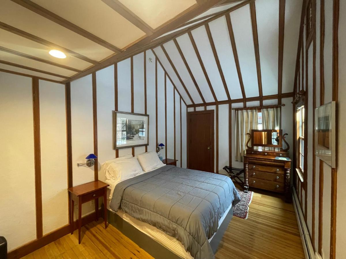 Chambre Lit Queen-Size Deluxe